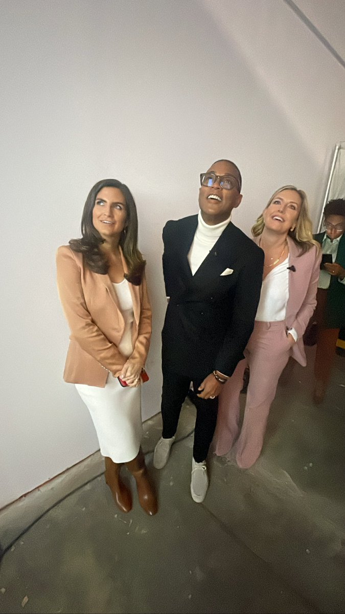 Poppy Harlow tweet media