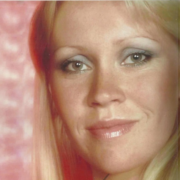 Not Agnetha Faltskog (@notagnetha) on Twitter photo 