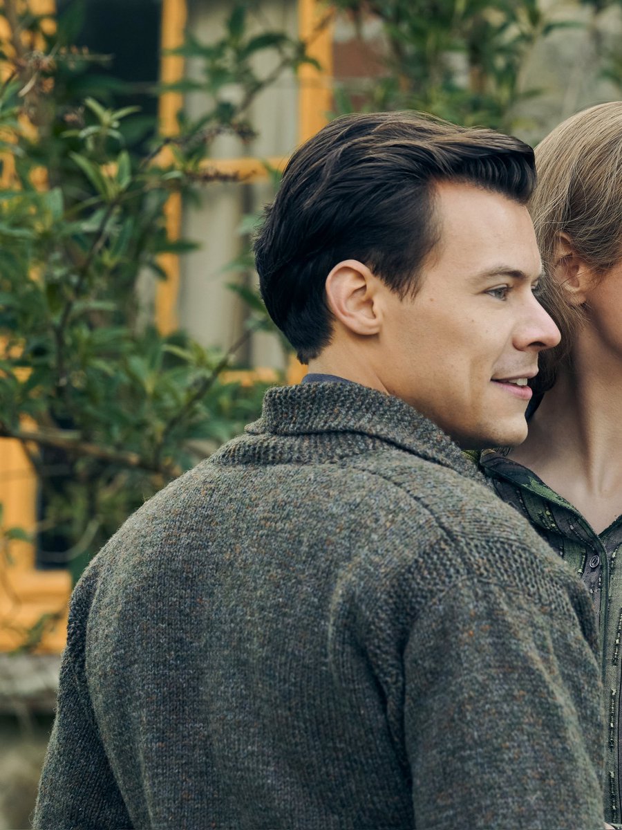 New still of Harry for 'My Policeman'
#ARIASHARRYSTYLES