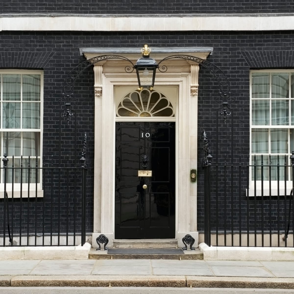 NoContextBrits's tweet photo. Who should be next PM? https://t.co/hXUlfxSfD3