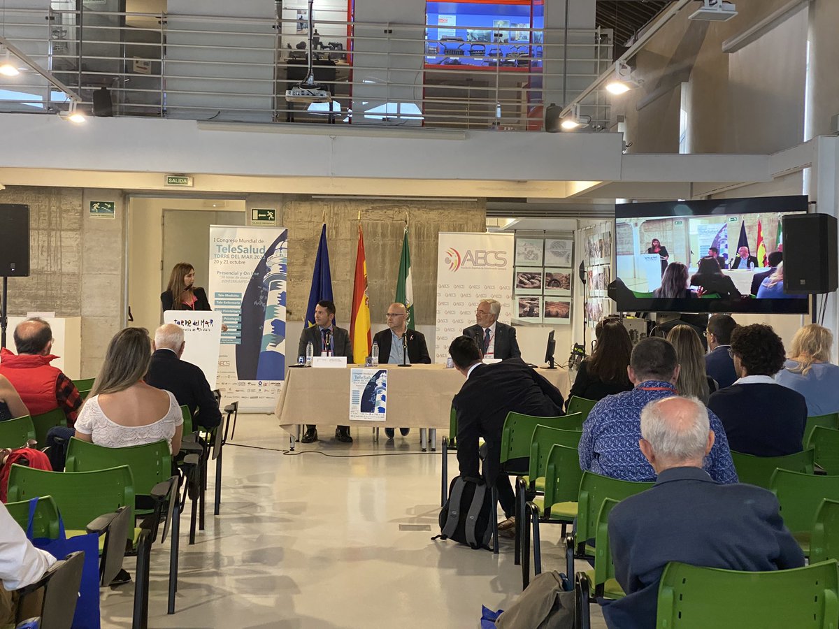 #Congresotelesalud 
En el acto inaugural del congreso:
D.D.Catalán
Presidente de la AECS
D.F.I. Delgado
Alcalde de Ayuntamiento de Torre del Mar
D.M. Muñoz
Presidente Comité Organizador del Congreso
D.G. Garrote
Vicerrector de Planificación Estratégica y Desarrollo Estatutario
