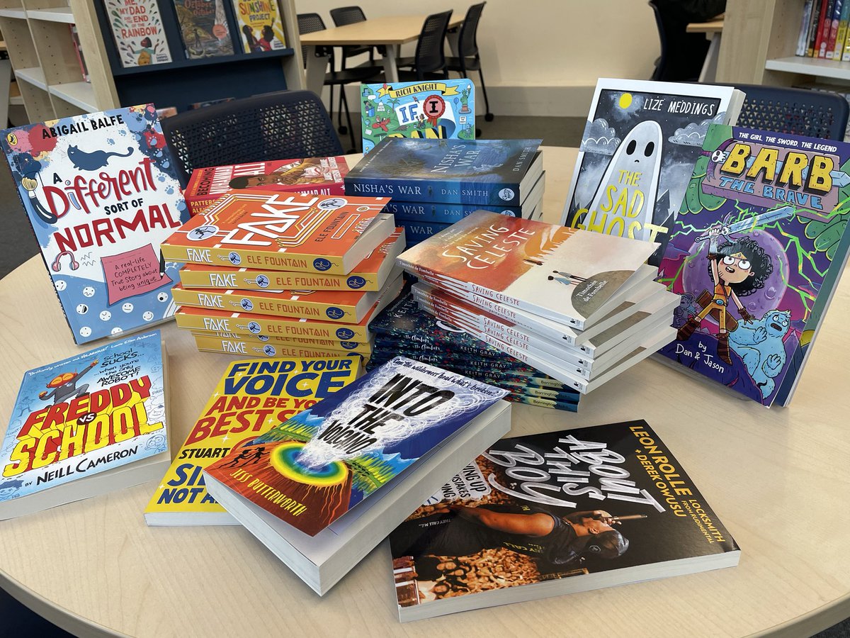 Wow! Thank you so much ⁦<a href="/Booktrust/">BookTrust</a>⁩ for this fantastic selection of books - our students are going to love these 📚 💕