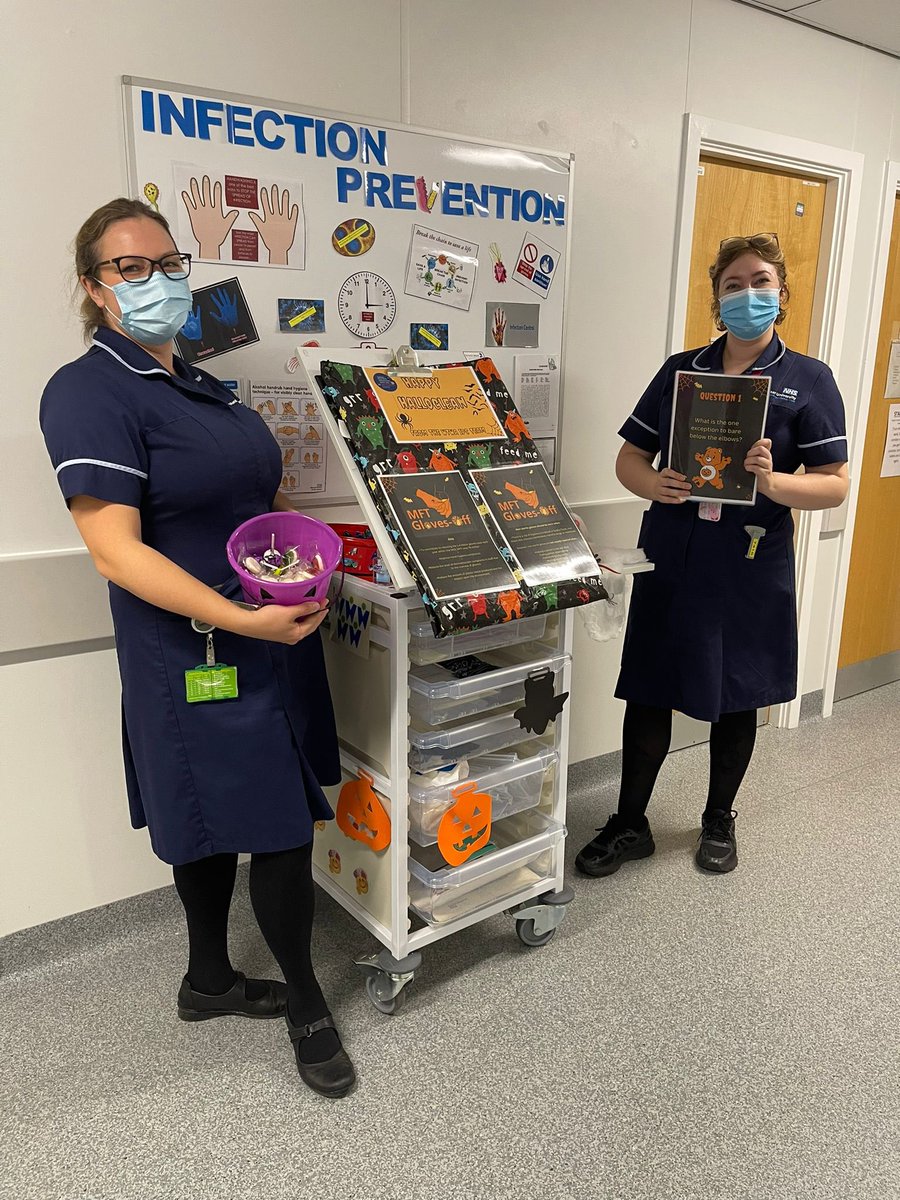 Been having some more fun on the wards with our HallowClean trolley today! 🎃👻 #iipw #iipw2022 @WTWAeducation