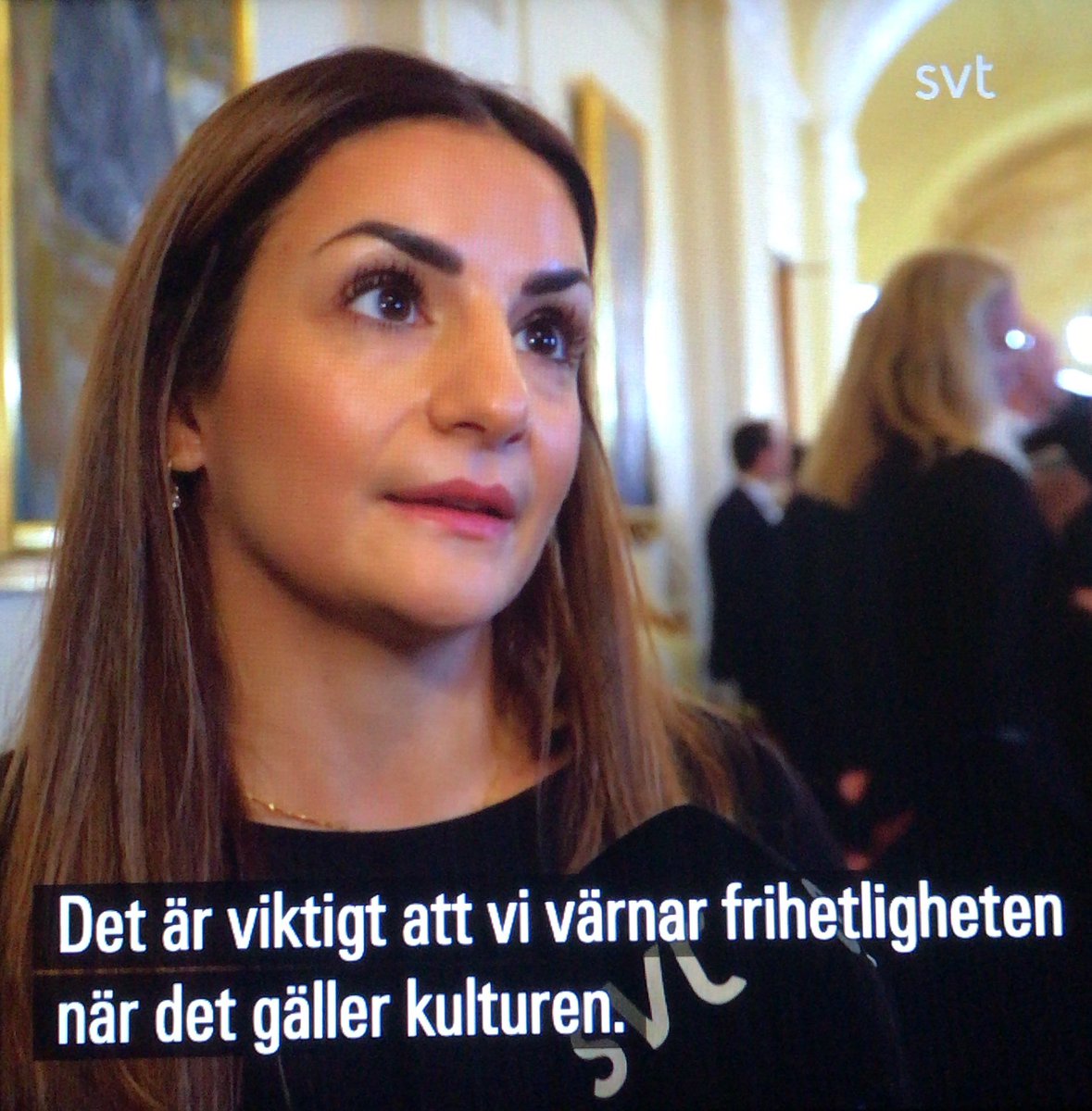 Vad betyder frihetlighet, någon som vet? Förstår inte riktigt vad ”litteraturvetaren” Parisa Liljestrand pratar om…