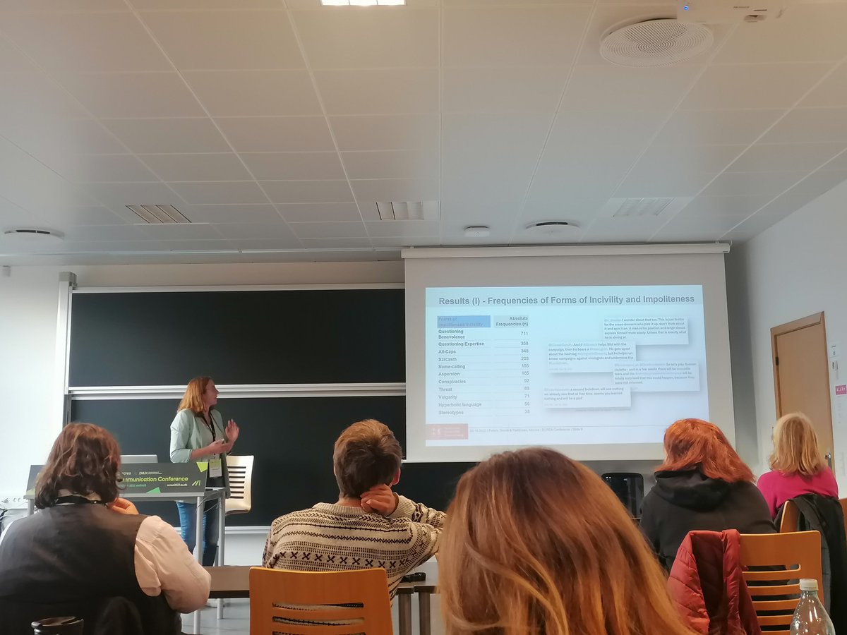 The room is packed and @nicola_pe is rocking her first international conference presentation #ECREA2022! 🚀
