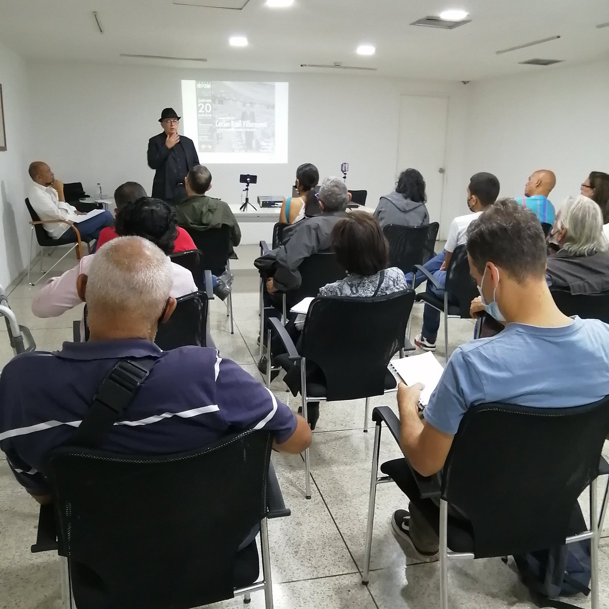 IartesVzla's tweet photo. #EnDesarrollo
👉Conversatorio:
Carlos Raúl Villanueva y el proyecto de síntesis de las artes.
En la sala Creadores Visuales del #Iartes, con la ponencia del profesor Edgar Cruz.
*
#Arte #ArtesVisuales #ArtesPlásticas #Venezuela
@VillegasPoljak @MaryPemjean @minculturave https://t.co/O6d5QmbE0L
