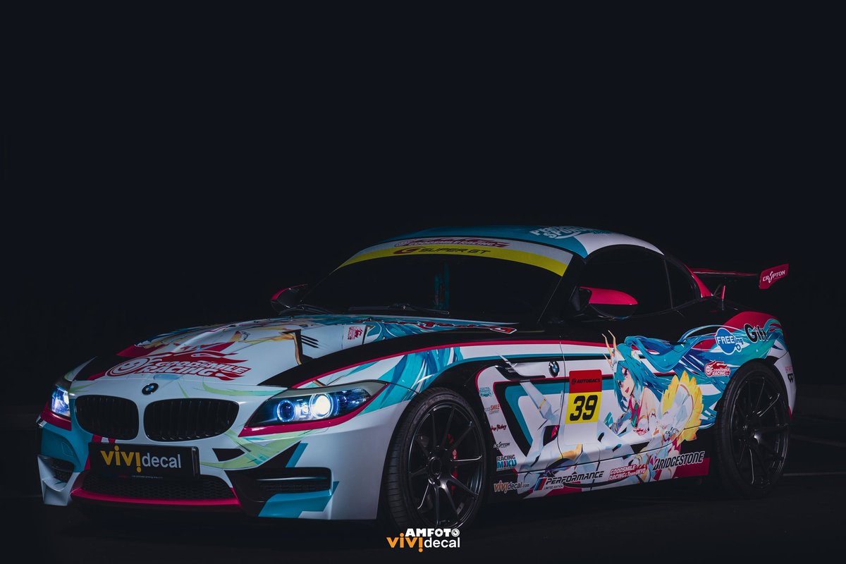 vividecal's tweet photo. BMW Z4 good smile racing HATSUNE MIKU

#VIVIDECAL
#AMFOTO
#BMWZ4
#GOODSMILE
#GOODSMILERACING
#HATSUNEMIKU https://t.co/LxBfFd6ERR