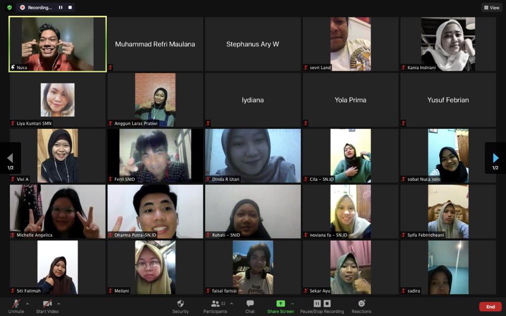 HITSRec's tweet photo. Abis HEARING SEASSION with @sobatnuca seru banget! ❤️‍🔥Sampai bertemu besok guysss di kolom komentar YouTube Hits Records https://t.co/viHefcvxyT ✨✨✨ https://t.co/Srzu4ivLlz