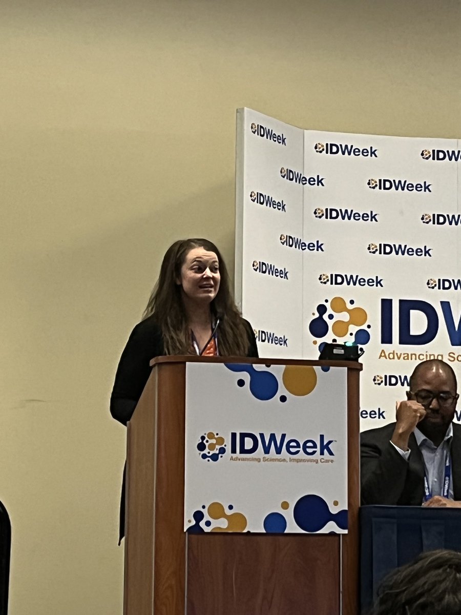 So excited to see my RPD ⁦<a href="/stoverkr/">Kayla Stover</a>⁩ at the podium at ID week discussing antifungal trials. ⁦<a href="/SIDPharm/">SIDP</a>⁩ ⁦<a href="/UMMCPharmacy/">UMMC Pharmacy</a>⁩