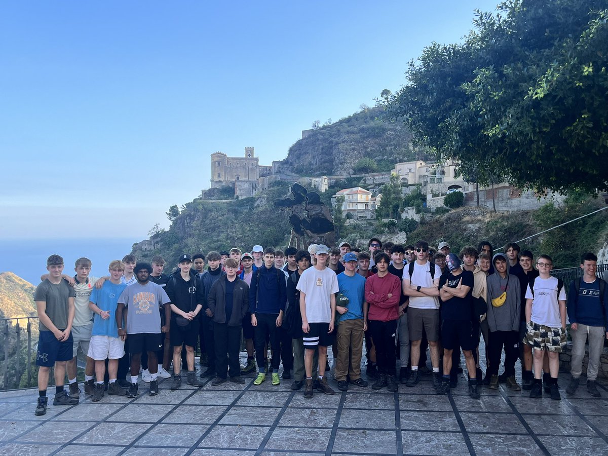 AGSItalytrip's tweet photo. Geography trips - now also providing a chance for students to appreciate classic cinema in Savoka https://t.co/CtYNzlCYmn