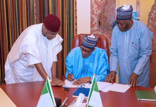 rons1212's tweet photo. Nigeria has become the latest country to pass a Startup Bill, giving a more formal approach to how the startup ecosystem is governed.
H.E @MBuhari it’s time to have laws for #SocialBusiness NOW
#LetsAct towards #FourthSector
#Nigeria #Startup #Entrepreneurship https://t.co/leNLPNlGnM
