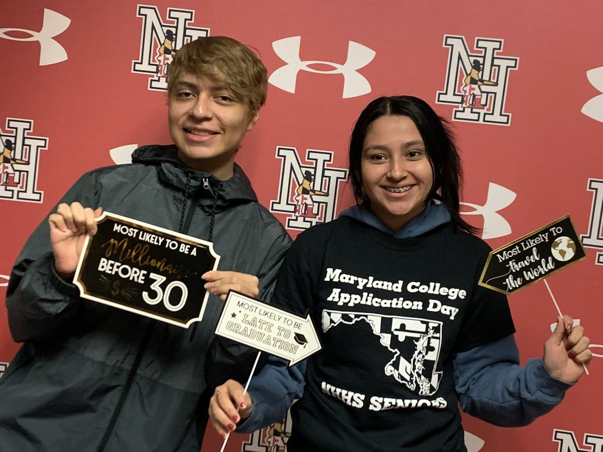 It’s MD College App Day at North High! Class of 2023 planning for their future #HUBPride <a href="/folkonfire/">Karen Folk</a> <a href="/DlMarriott/">DL Marriott</a> <a href="/WCPSCounseling/">WCPS School Counseling</a> ❤️🤍