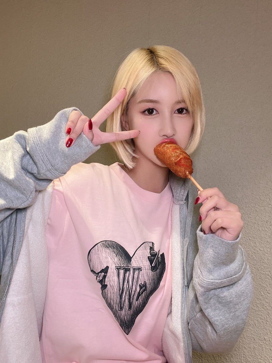 ⠀⠀⠀⠀
⠀⠀⠀⠀10월 20일 ⚹︎ t.me/dayomi_99
⠀⠀⠀⠀ 𝗇𝖾𝗐     #𝗨𝗡𝗜𝗩𝗘𝗥𝗦𝗘 update

⠀⠀⠀⠀UJUNG! Não se esqueçam de comer, sim?