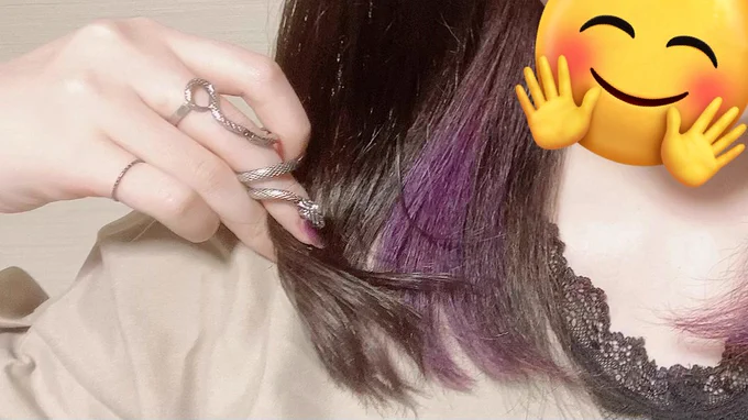 イヤリングカラー入れてもらっためっちゃ髪さらっさらにしてもらった 