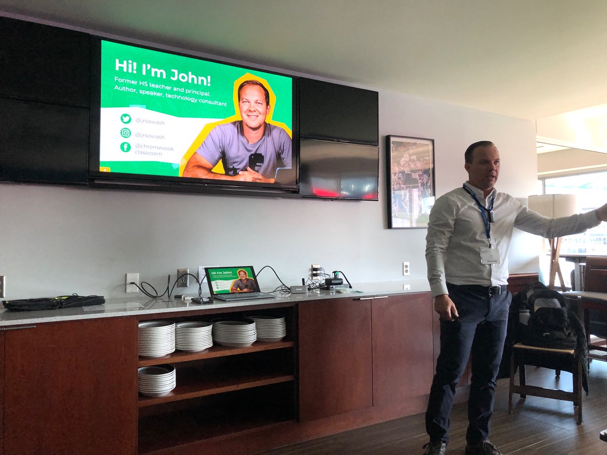 MsMSHSScienceS1's tweet photo. Just attended an amazing session @MassCUE w/ @jrsowash learned about #screenpals extension and so much more, I see a TTT about this in the future! #lifelonglearning #MassCUEis myhappyplace https://t.co/3LnBtOLhdP