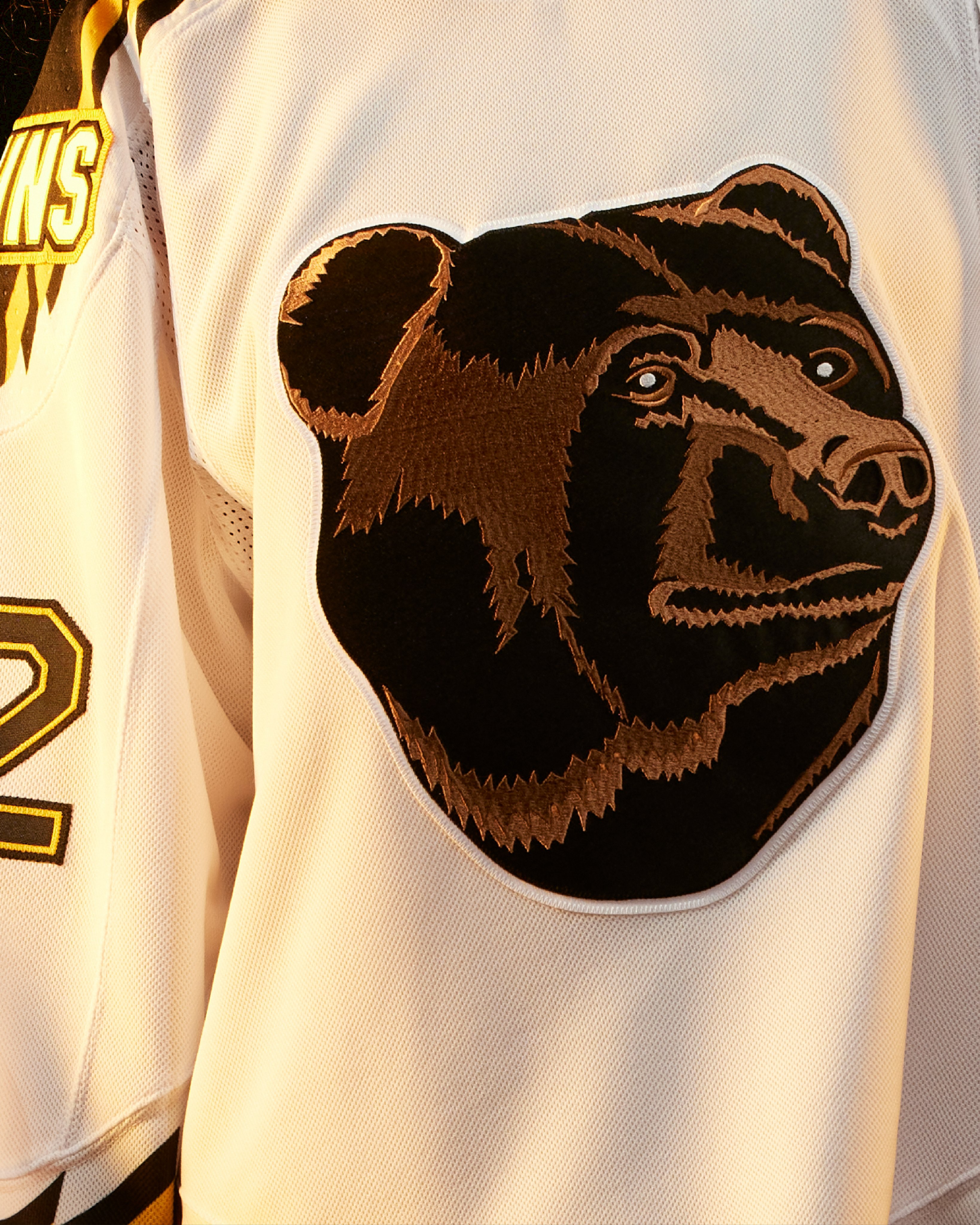 Youth Boston Bruins Pooh Bear Reverse Retro 2.0 NHL Hockey Jersey