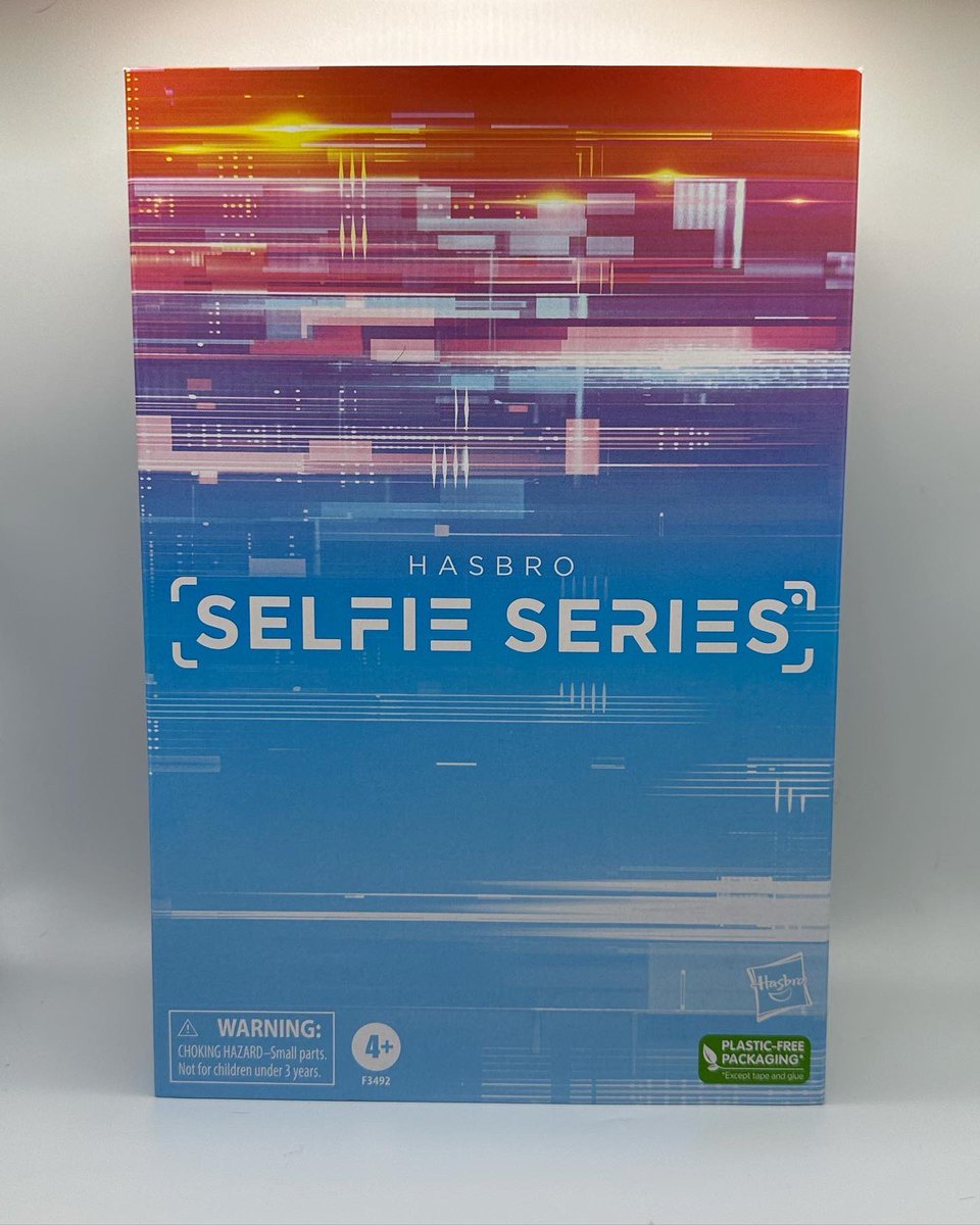 WillyT426's tweet photo. @HasbroPulse thank you for making this an option!!! I’m beyond excited to be a part of my own collection. #hasbropulse #hasbroselfieseries #powerrangerslightningcollection https://t.co/kgFh2vzHF9