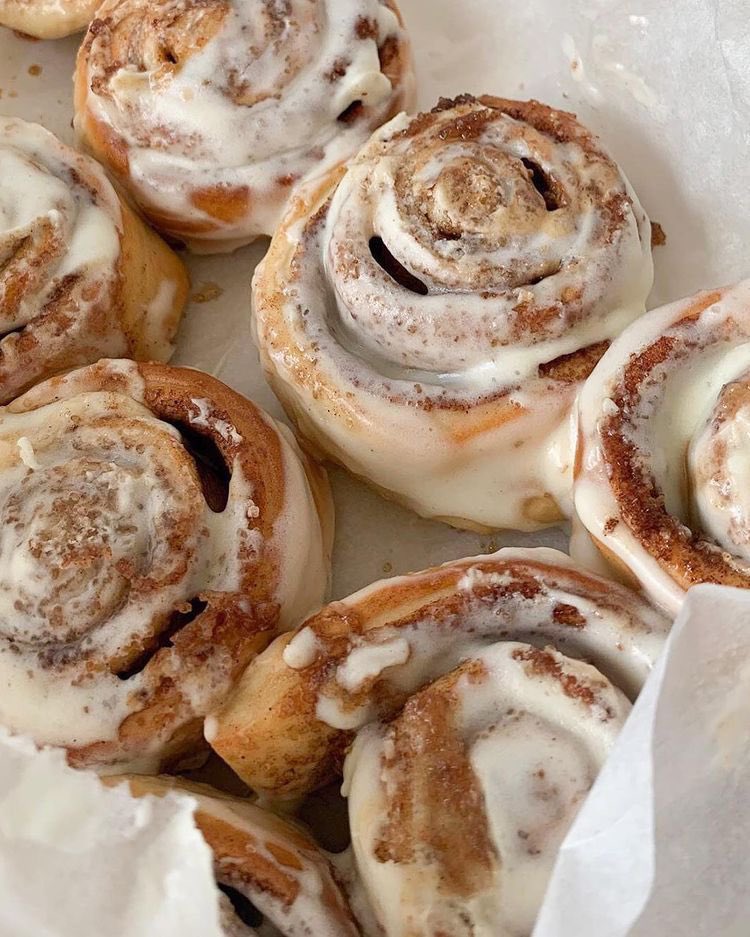 bottegalolita's tweet photo. Cinnamon rolls https://t.co/ZQH2j7HDDv