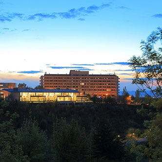 BilkentUniv's tweet photo. 20 Ekim'i mutlulukla hatırlıyoruz. Bundan 38 yıl önce bugün İhsan Doğramacı Vakıfları kararı ile üniversitenin ilk temeli atıldı ve daha sonra YÖK'ün kuruluş onayı ile Türkiye'nin ilk vakıf üniversitesi kuruldu. https://t.co/LT5aTznhhV