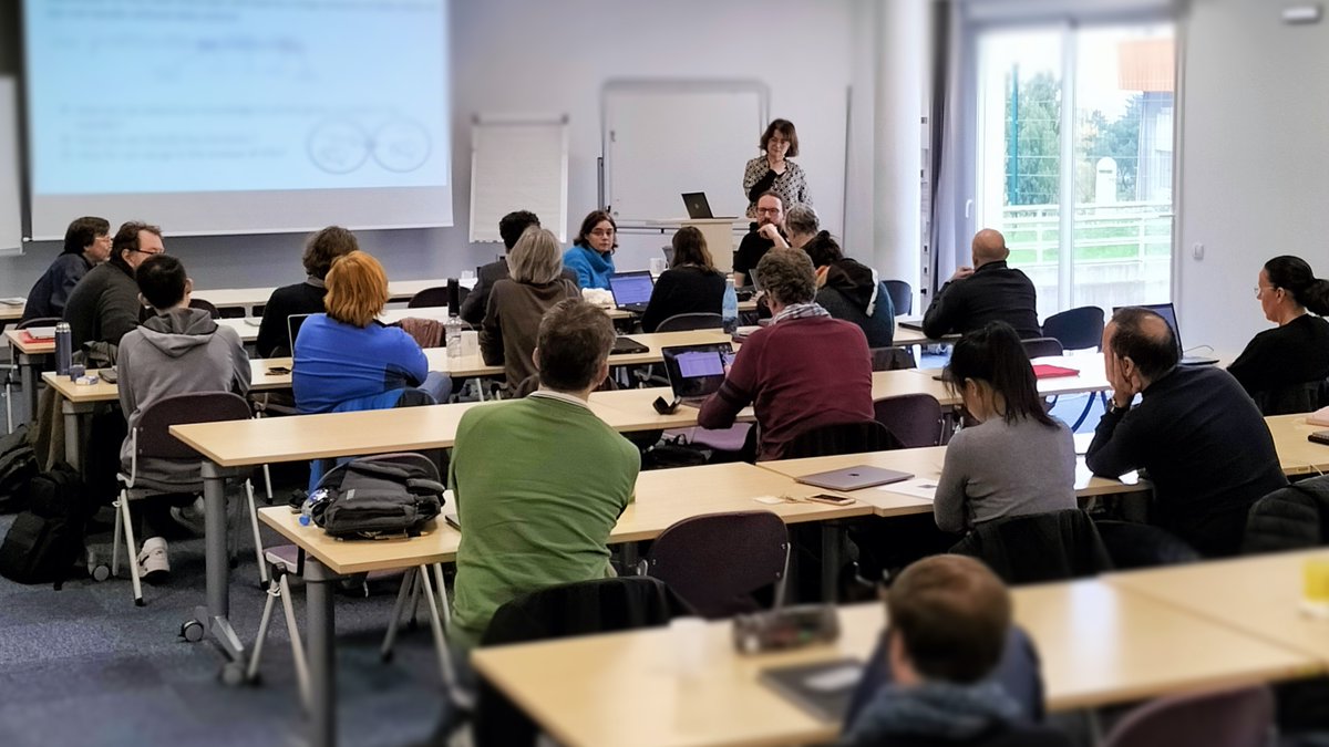 Loria (@labo_loria) on Twitter photo 👉Nous avons accueilli la journée #IA pr la découverte scientifique au #Loria. Matériaux, informatique, physique, finance, industrie du futur... de riches échanges entre laboratoires sur une thématique pluridisciplinaire !
<a href="/Univ_Lorraine/">Lorraine</a> <a href="/CNRS_Centre_Est/">CNRS Centre-Est</a> <a href="/Inria_Nancy/">Centre Inria de l'Université de Lorraine</a> @INS2I_CNRS 👉Nous avons accueilli la journée #IA pr la découverte scientifique au #Loria. Matériaux, informatique, physique, finance, industrie du futur... de riches échanges entre laboratoires sur une thématique pluridisciplinaire !
<a href="/Univ_Lorraine/">Lorraine</a> <a href="/CNRS_Centre_Est/">CNRS Centre-Est</a> <a href="/Inria_Nancy/">Centre Inria de l'Université de Lorraine</a> @INS2I_CNRS