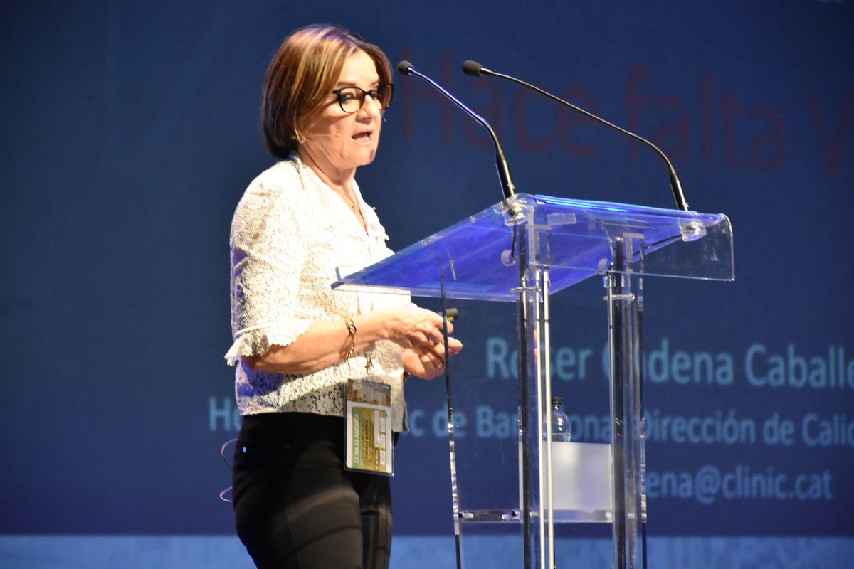 CalidadAsistenc's tweet photo. 🎙️ Roser Cadena y Carolina Varela nos cuentan su experiencia con un modelo de salud basado en el valor, en la Conferencia plenaria del Congreso #SECA22 #CalidadAsistencial https://t.co/Jt6pVEVwdq