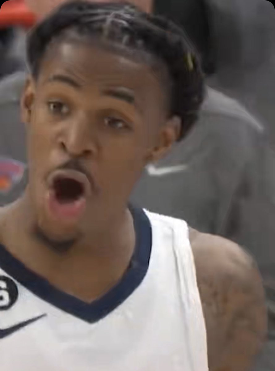 Matty10189's tweet photo. @JaMorant lookin like a 2002 Lil’ Bow Wow playing Calvin Cambridge in Like Mike?

#whatsroomservice
#calvingrewup https://t.co/QsvWD4qG96