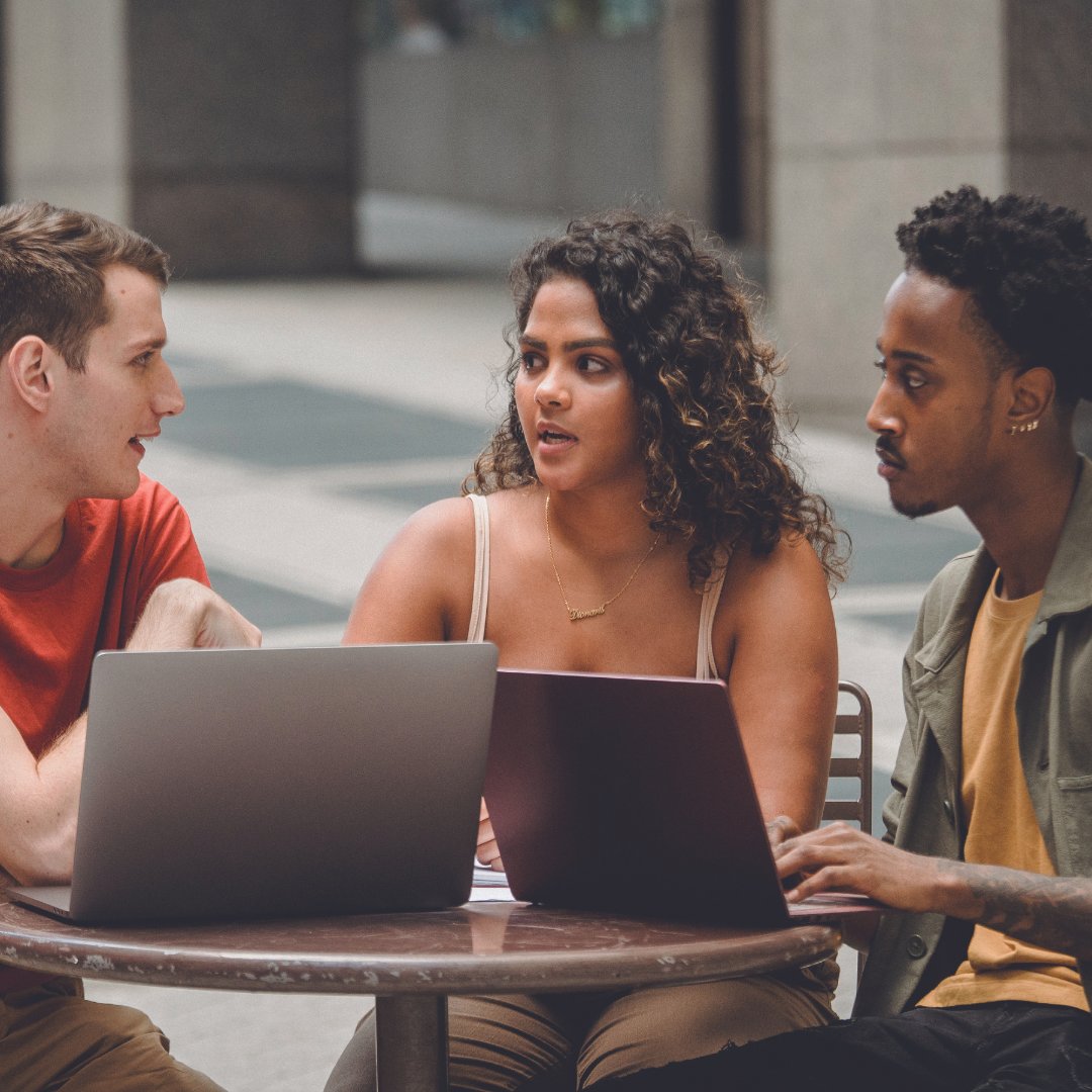 UJAccelerated's tweet photo. The new cohort for the Master of Arts in Leadership program starts this January. Choose your path: business, healthcare, law enforcement, non-profit, or sports leadership. Where will your leadership skills lead you? 
https://t.co/JAXx248wKW https://t.co/fnKxLo2so7