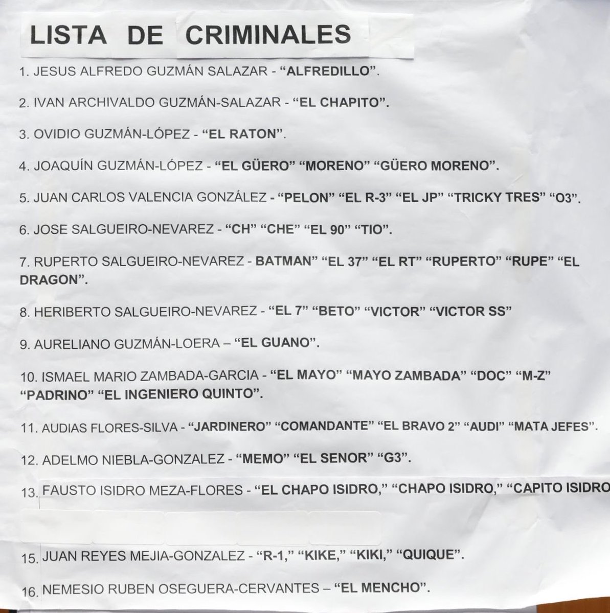 LillyTellez's tweet photo. Te falta humanidad y te  sobra cobardía Claudia  @Claudiashein 
me señalas por pedir seguridad para mi hijo menor de edad amenazado, y callas sobre la lista que entregué en el senado.
Por eso te voy a ganar, porque tú encubres delincuentes y yo defiendo a los ciudadanos. 👇 https://t.co/IHwASeUT86