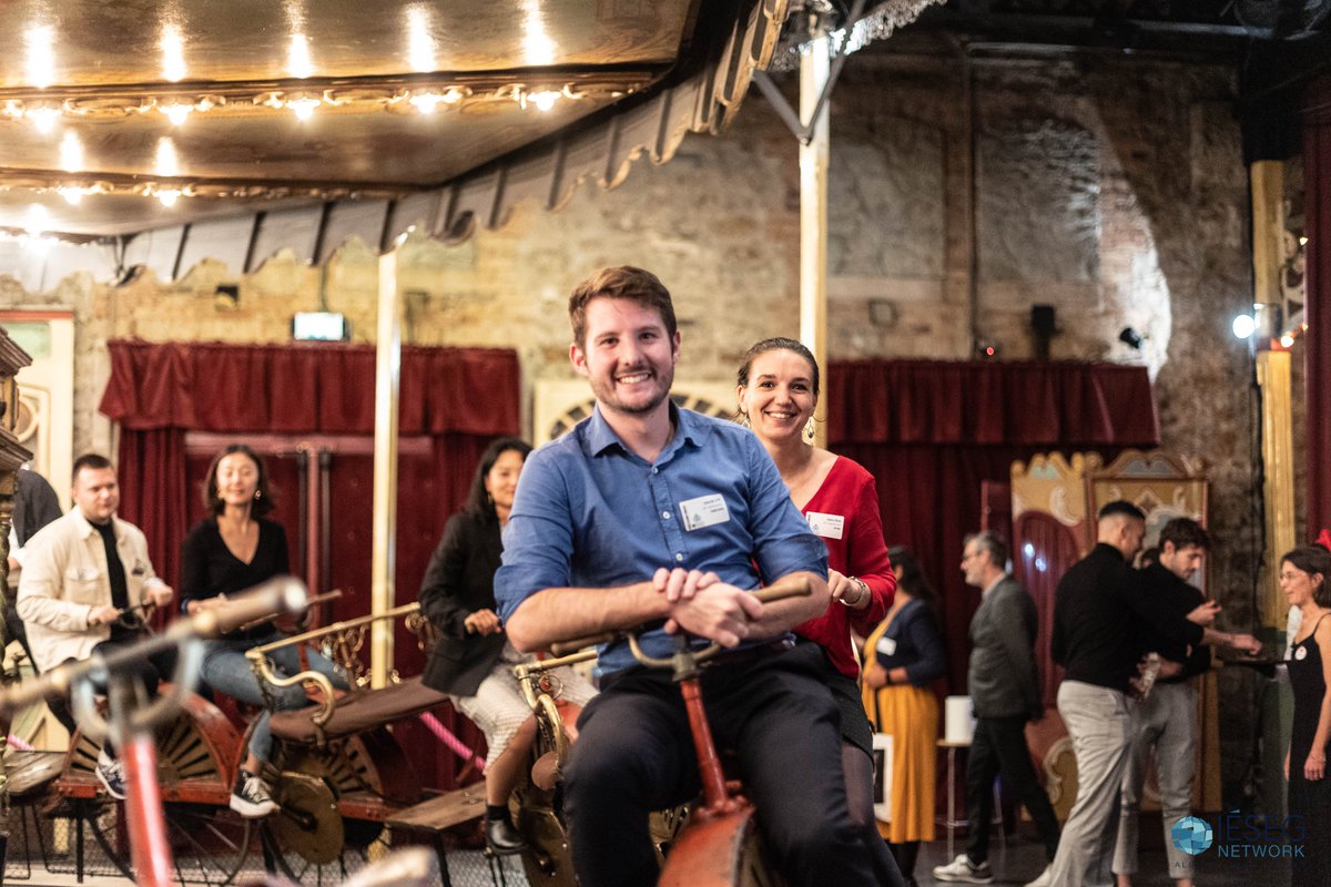 iesegnetwork's tweet image. #IÉSEGAlumniForever at the @MuseeArtForain: an evening out of time and off the beaten track 🎪 🎠! 
A big thank you to all the participants!
📷 More pics on our website ➡️ bit.ly/3TFPaOK
#IESEG #Alumni #Networking #GetTogether #Afterwork #Party #Paris