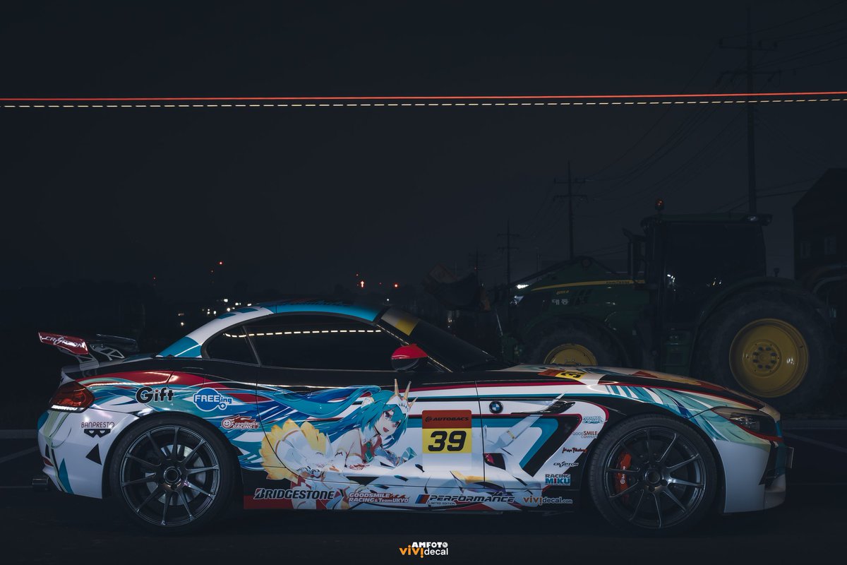 BMW Z4 good smile racing HATSUNE MIKU

#VIVIDECAL
#AMFOTO
#BMWZ4
#GOODSMILE
#GOODSMILERACING
#HATSUNEMIKU