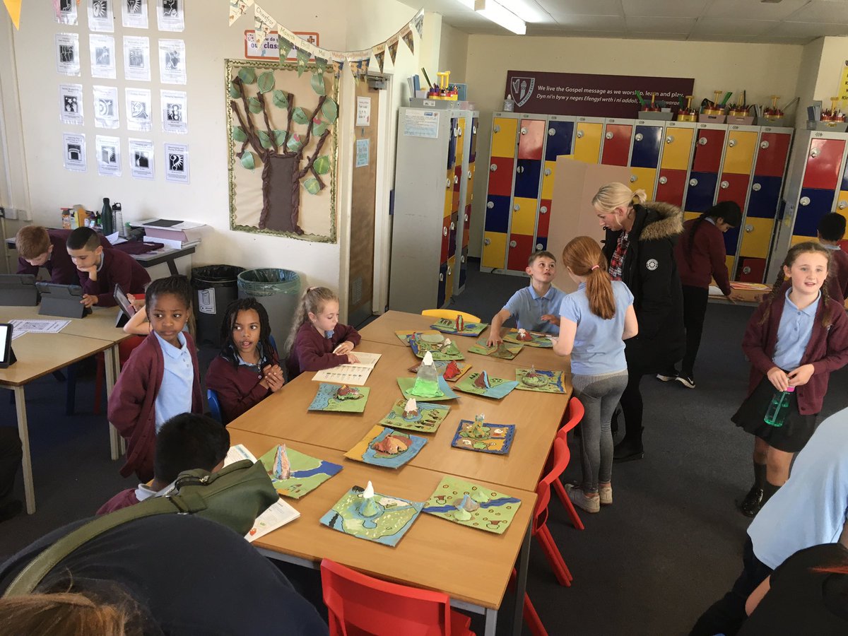 Stphilipevanspr's tweet photo. More from year 4s fantastic parent learning exhibition event #SPEhumanities https://t.co/jesUlxXMuL