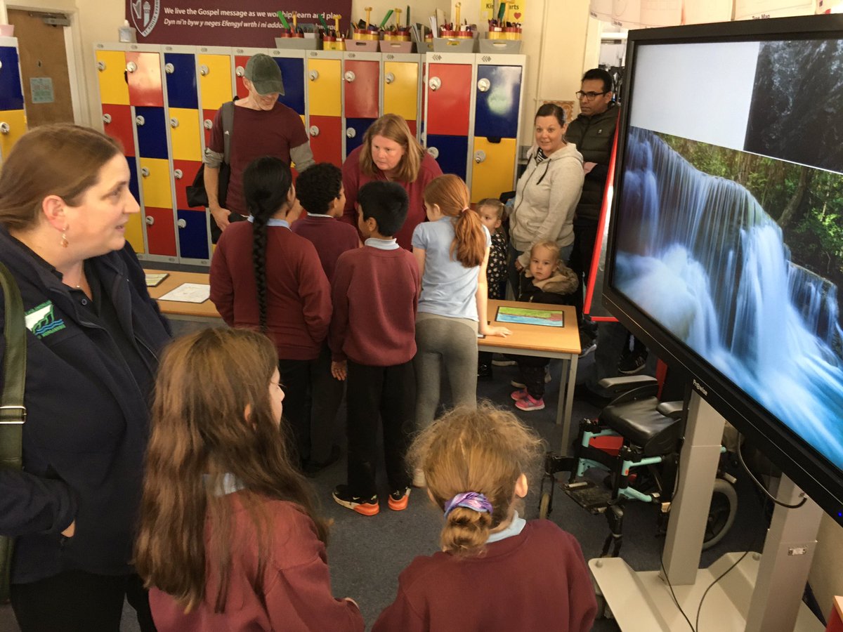 Stphilipevanspr's tweet photo. More from year 4s fantastic parent learning exhibition event #SPEhumanities https://t.co/jesUlxXMuL