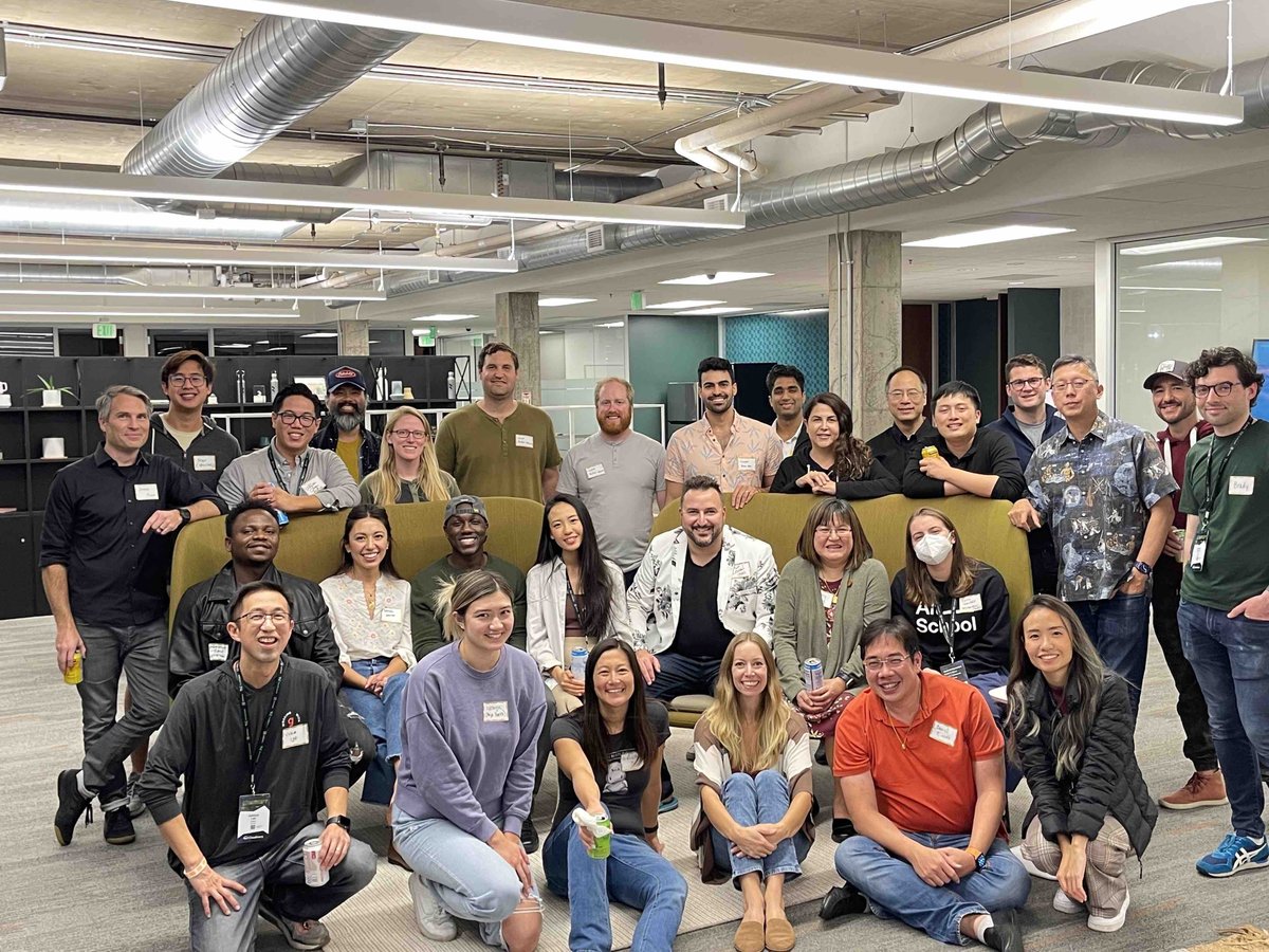 Luke Hutchison (@lukehutchison) on Twitter photo Great inaugural <a href="/HustleFundVC/">Hustle Fund 🦛🌽💛</a> portfolio meetup! Thanks <a href="/raiseyourwork/">Raise Commercial Real Estate</a> for hosting. Great inaugural <a href="/HustleFundVC/">Hustle Fund 🦛🌽💛</a> portfolio meetup! Thanks <a href="/raiseyourwork/">Raise Commercial Real Estate</a> for hosting.