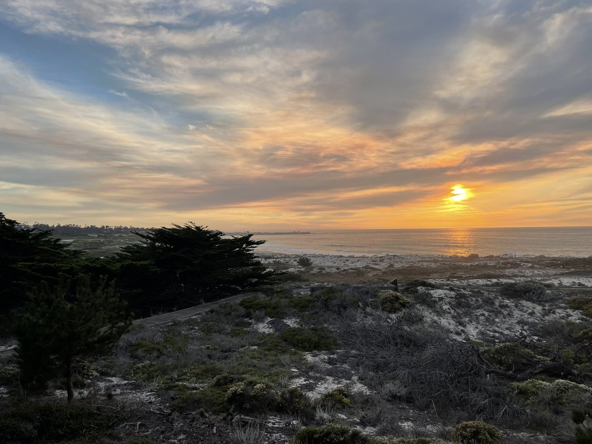 Having a wonderful time at the annual Stanford Oncology/Hematology/BMT-CT retreat at Asilomar. Great to see our amazing first year fellows onstage and enjoying fantastic talks including by <a href="/ChrisChenMD/">Chris Chen, MD</a> and <a href="/ThomasSunMD/">Thomas Yang Sun</a>   Two wonderful days ahead <a href="/ShrutiPatelMD/">Shruti Patel, MD</a> <a href="/SCIDirector/">Steven Artandi, MD, PhD</a>
