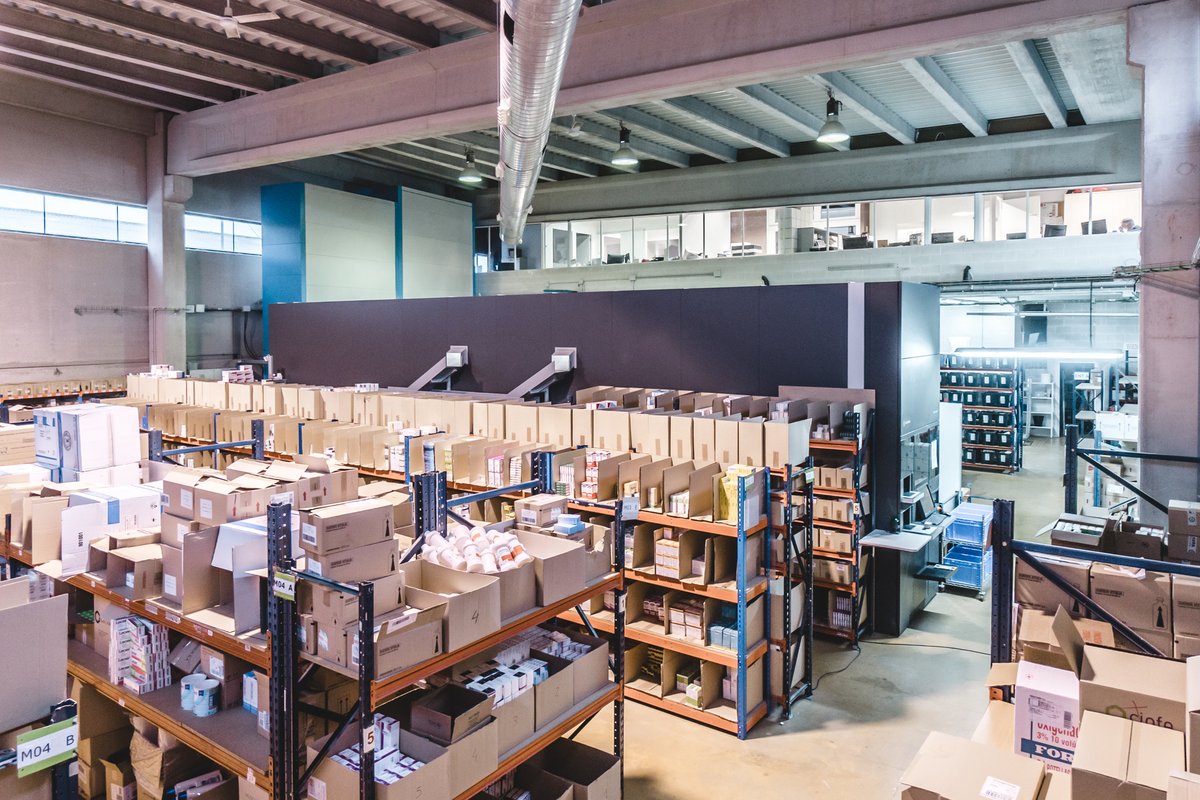 bdrowaes's tweet photo. ¡Caso de éxito de Centro de Distribución Farmacéutica!
Es un gran proyecto de nuestra área de PDC, automatización de centros de #logística farmacéutica. Se trata de una reconocida cooperativa disribuidora farmacéutica. https://t.co/Dz9WIRSVTI
