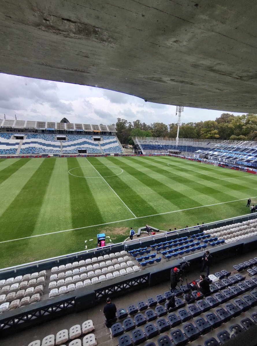 15 horas por <a href="/radiomitre/">Radio Mitre</a> Gimnasia #Boca con <a href="/anellogaby/">Gabriel Anello</a> <a href="/lombardigus/">Gustavo Lombardi</a> <a href="/SaraceniGian/">Gianluca Saraceni</a>