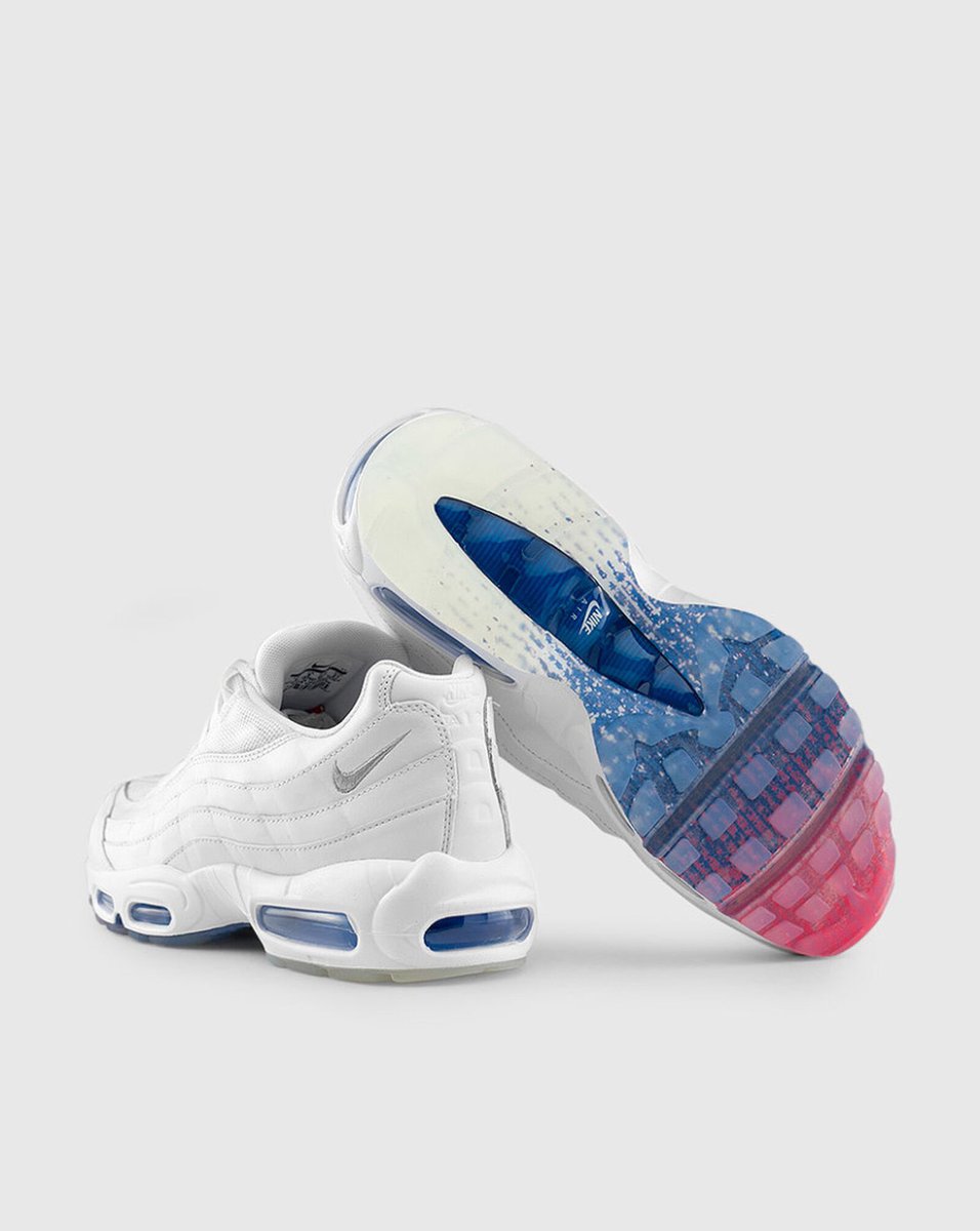 LatestLaces's tweet photo. AIRMAX 95 “USA/GLACIER” 🇺🇸

NEVER RELEASED IN THE UK!!

UK7.5 NEW IN BOX HERE > https://t.co/3w7iuM4GXc

#latestlaces #airmax95 https://t.co/LzkpYpGGOF