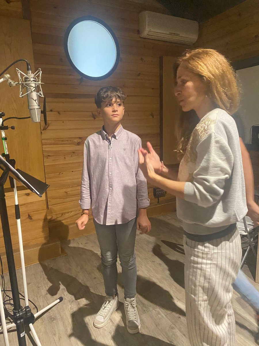 eurovision_tve's tweet photo. ✨Carlos Higes graba su canción para Eurovisión Junior 2022 #SpinTheMagic 

Te contamos más 👉🏼 https://t.co/xFvqzAI9Cn https://t.co/fEe5s1YLua
