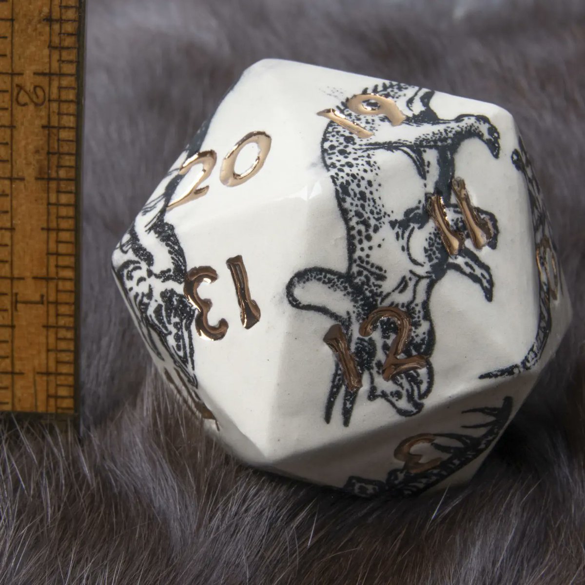 ClayWarforge's tweet photo. Introducing ceramic spin down chonks! These HOLLOW spin-down life counters will be available in the November 7th restock at 6pm ET! (In VERY limited numbers)
These designs measure about 2 inches (or so) tall. And feature gold numbers!
#ttrpg #mtg #lifecounter #d20 https://t.co/MY9wPhUSQi