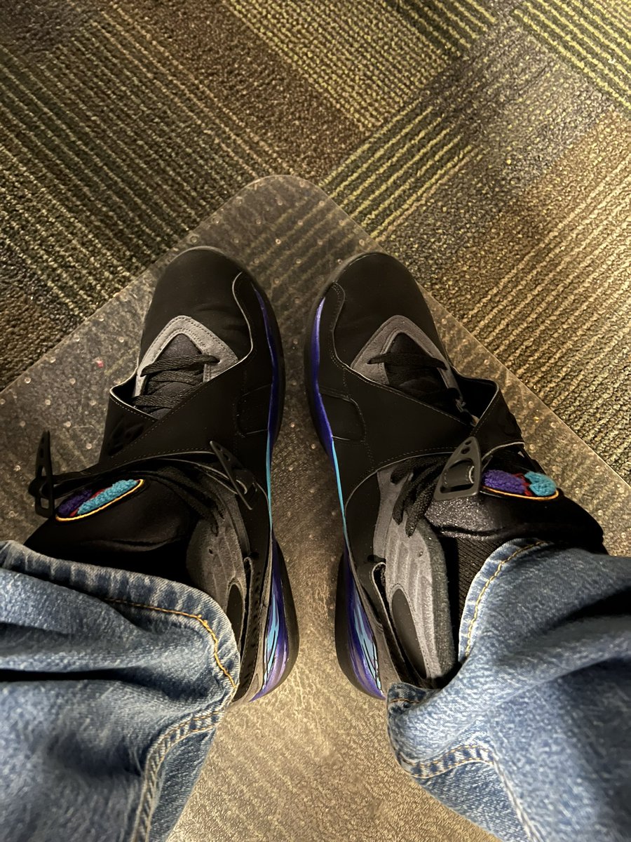 iamkvncrpntr's tweet photo. auqa 8. #kotd #YourSneakersAreDope #sneakerhead #potd #militarysneakerhead #wearyourkicks #snkrs #retro8 #jordan8 #aqua8 #sneakervet https://t.co/m25VtEG4nM