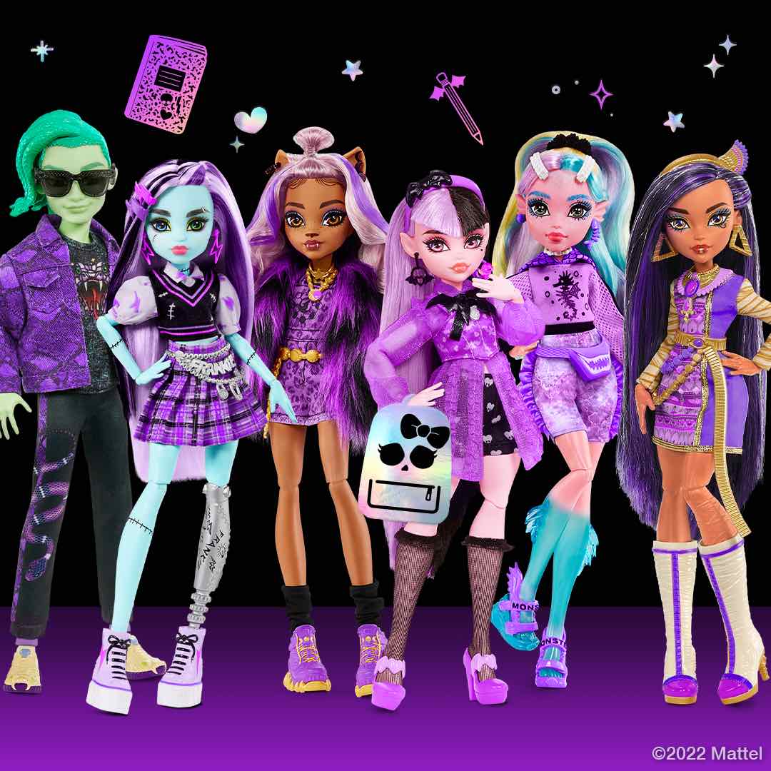 What makes #MonsterHigh special is all of you—our faboolously unique ghouls! 💜 Show off your skull spirit with us this #SpiritDay and stand up against bullying of LGBTQ+ youth with @GLAAD. Learn more at glaad.org/spiritday.