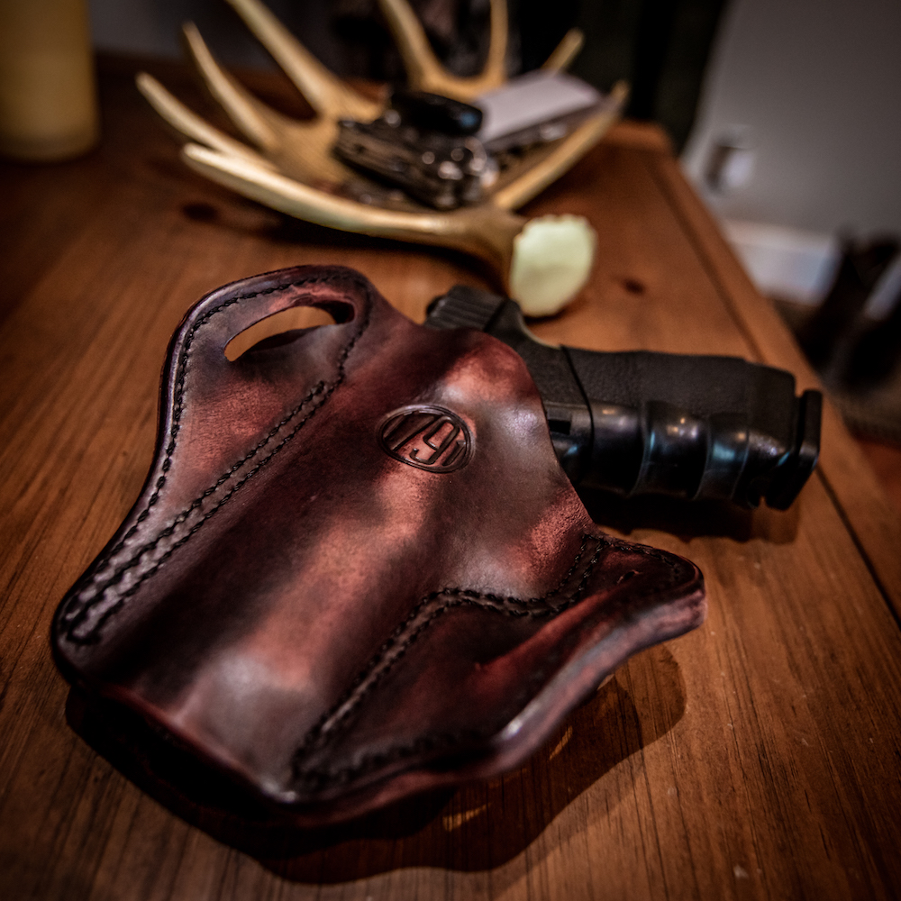 1791Gunleather's tweet photo. Classic leather look with rugged durability.
.
https://t.co/nStqhFEHBF
.
#1791gunleather #2ndamendment #2a #pro2a #holster #guns #tactical #freedom #gunlife #edc #concealedcarry #concealcarry #gunshow #armed #merica #pewpewpew #gunsdaily #gunsofinstagram #empowered2a #police https://t.co/Sa6kNJ1ZOi