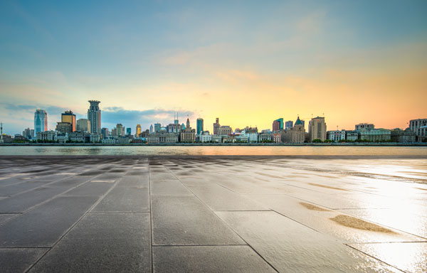 PHPSD's tweet image. Just how flat is your commercial roof? As it turns out, most have a slope. hubs.ly/Q01hrmXB0