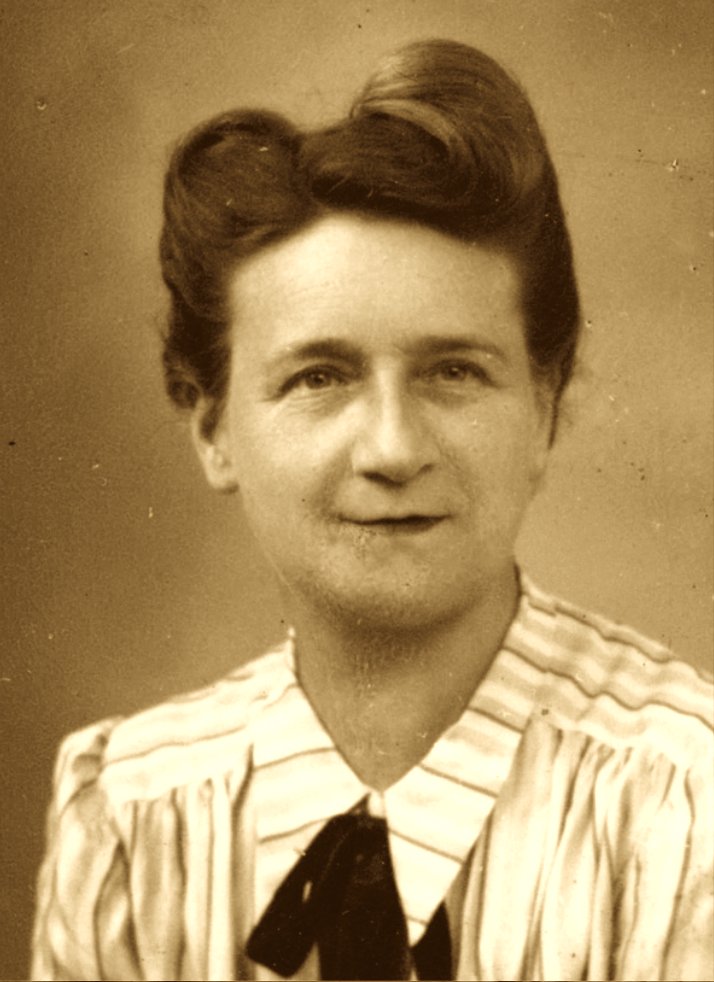 Une Lorraine que la guerre exile en Dordogne. Une responsable de préfecture qui transforme son bureau en atelier de faux-papiers,qui prévient juifs et résistants de leur arrestation. Une déportée qui survit. Simplement une "femme de bonne volonté". Selon elle. Marguerite Eberentz