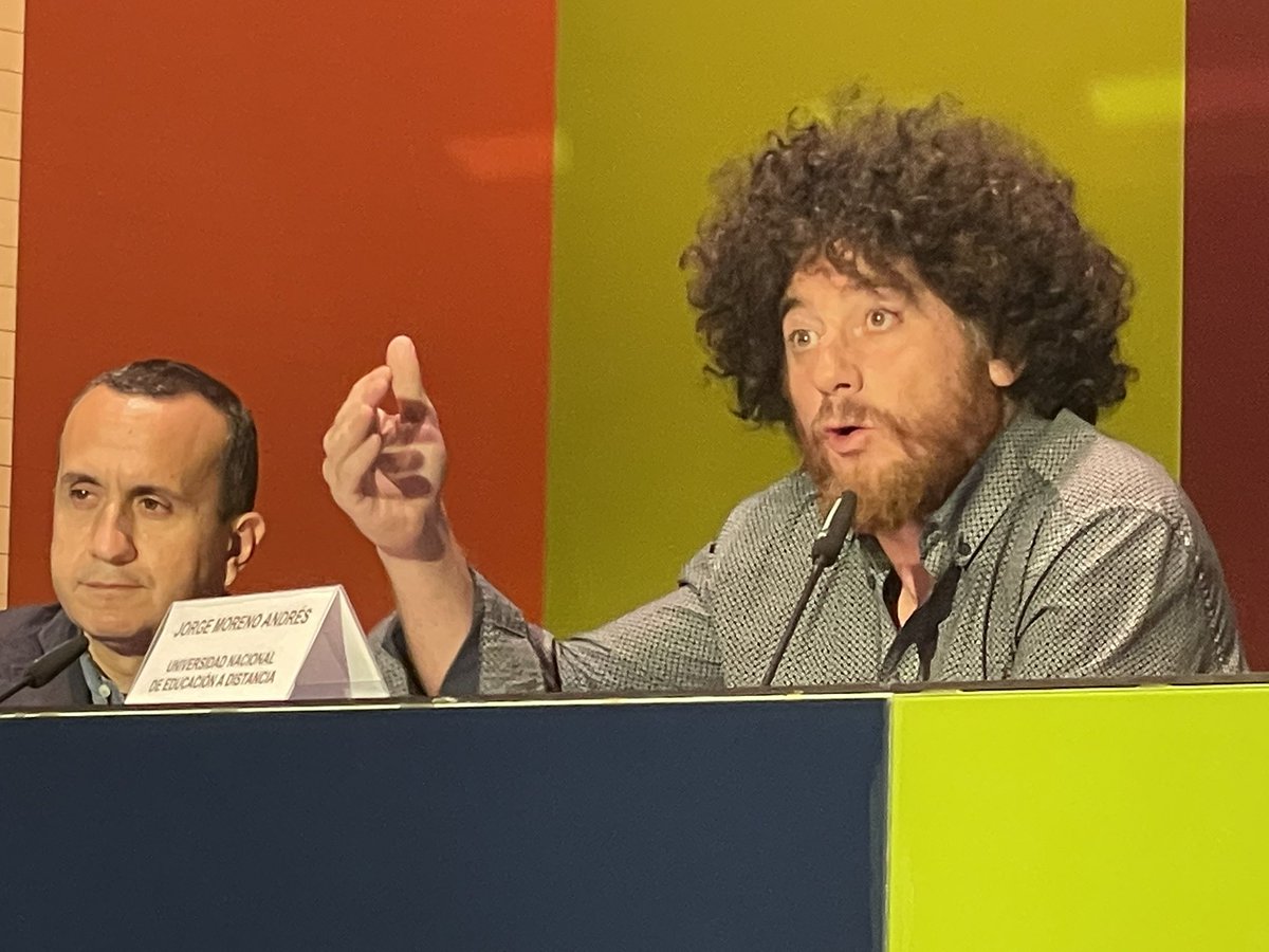 Tercera y última #videocapsula en #CIEP5 de la mano de <a href="/JMAndres1981/">Jorge Moreno Andrés</a> sobre fotografía familiar y violencia política