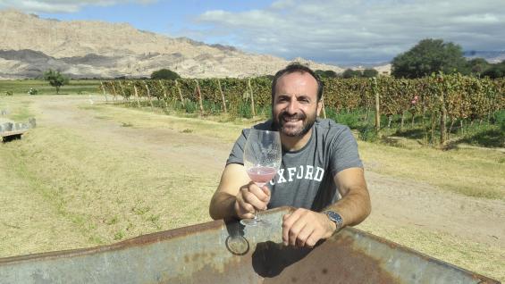 vidandroll's tweet photo. Esta noche @DanielHeffner8 nos adelanta el @coprovi
Y nos habla de sus vinos 🍷
Desde las 22 hs. x https://t.co/EpnYi3nOmE #AppLevelRock y #FacebookLive https://t.co/RDbbQISuyB