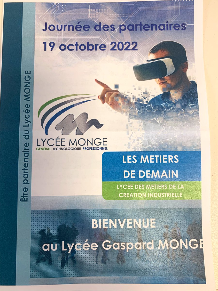 RanchyI's tweet photo. Journée des partenaires : Renouer le dialogue en présentiel avec nos #partenaires. Se (re)connaître pour dépasser les représentations sur le monde industriel et promouvoir des parcours ambitieux : #Cap , #Bacpro, #BTS et #CPGE &amp; #egalite filles garçons @acgrenoble #lyceemonge https://t.co/L0dVZZTWoA