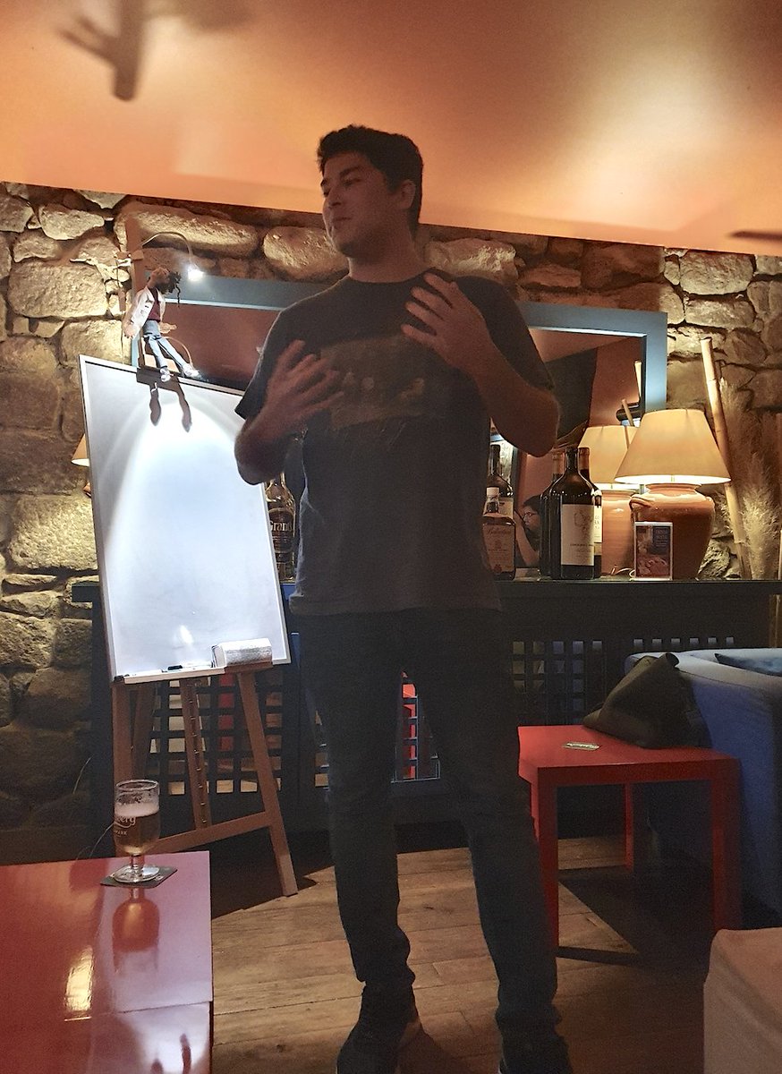 STOLscience's tweet photo. O #PubhD UMinho 48
Ontem a chuva deu tréguas, os oradores foram fantásticos, os temas tão distintos geraram discussão e ficámos muito para além da hora a "misturar estradas e música".
#phd #investigacao #scicom #scicomm #bar #pub #engenhariacivil #braga #sãojoao #estradas https://t.co/m0H2kHny5B