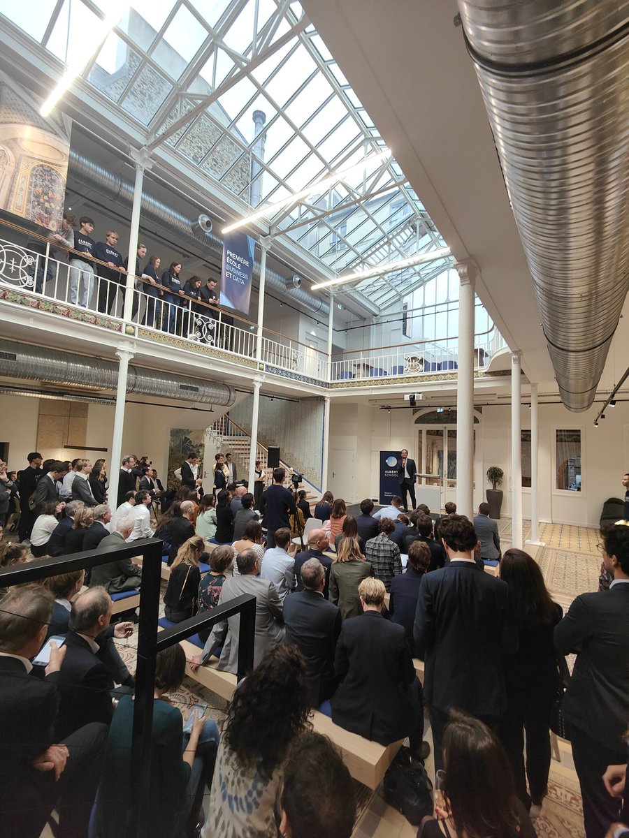 Inauguration de <a href="/AlbertSchool/">Albert School</a>, avec le parrain de la première promo <a href="/cedric_o/">Cédric O</a> 🥂