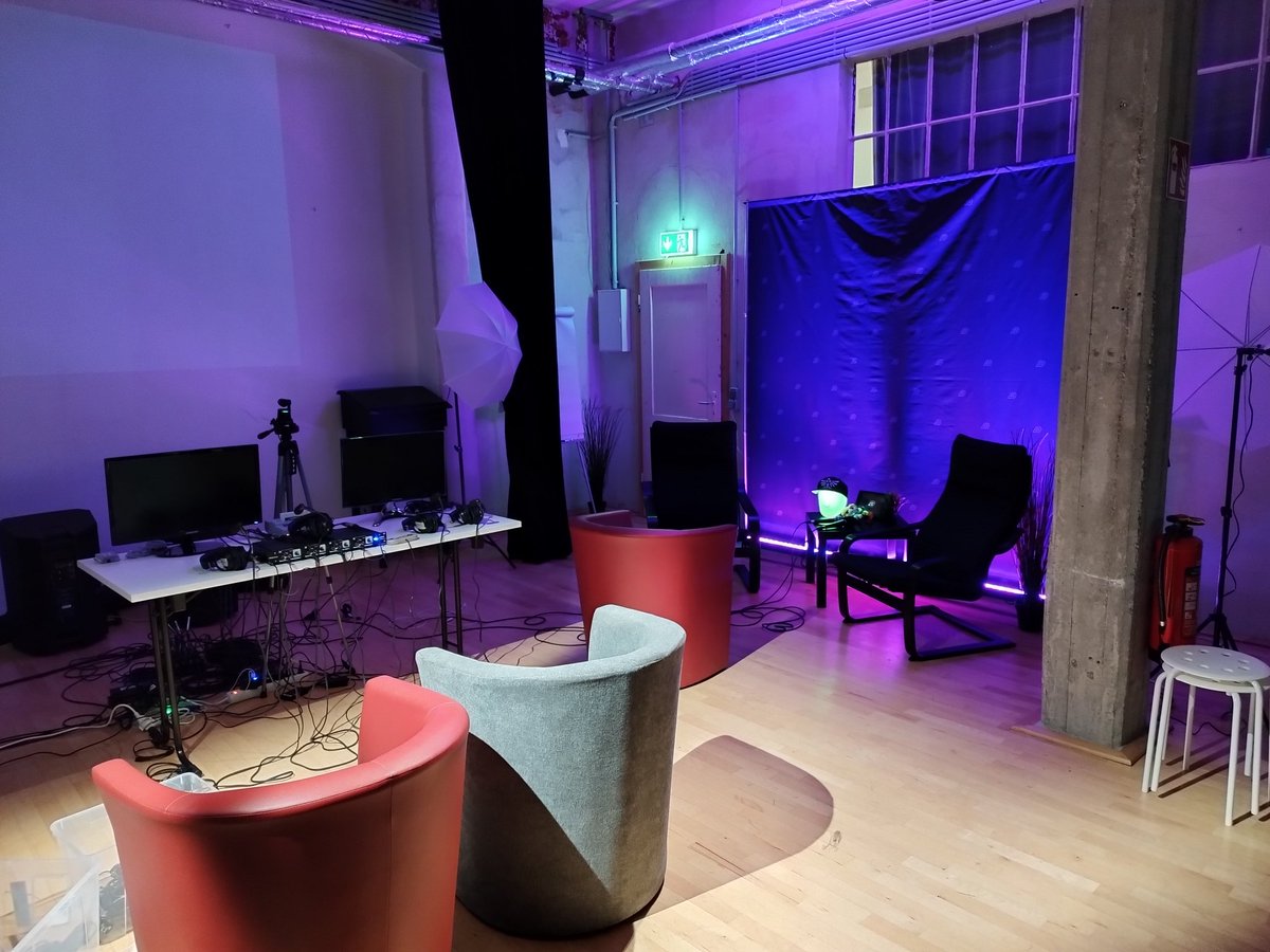 Wie jetzt? Der Tiger twittert auch Mal wieder aktiv? Yep, denn ich bin wieder Mal auf dem Onsite-Event! Die nächsten Tage werde ich ein Bisschen BehindTheScenes vom #zfm2022 Posten.